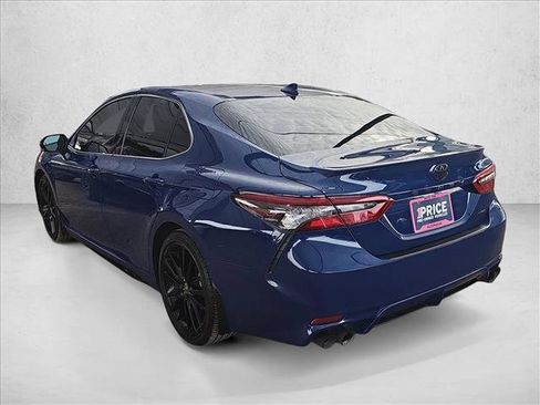 Used 2023 Toyota Camry XSE image 3