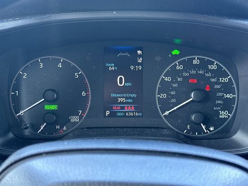 Used 2024 Toyota Corolla LE w/ LE Convenience Package FWD image 38