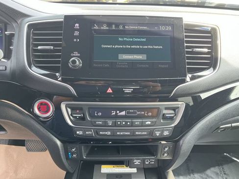 Used 2022 Honda Passport Elite image 14
