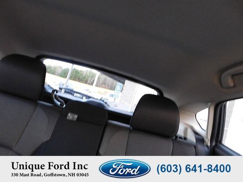 Used 2021 Subaru Crosstrek 2.0i image 12