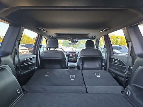 New 2025 Jeep Grand Cherokee Altitude image 95