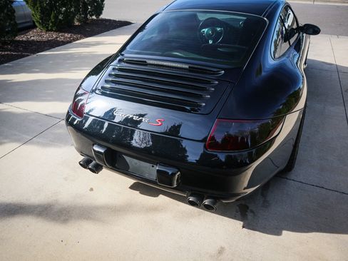 Used 2005 Porsche 911 Carrera S image 10