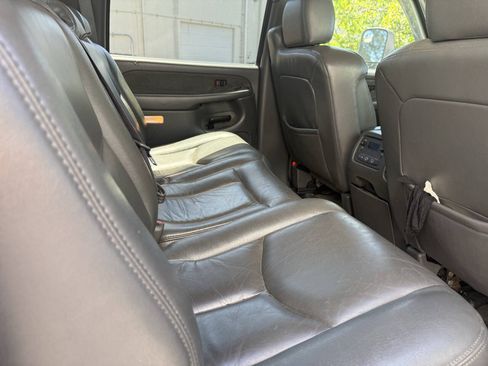 Used 2003 Chevrolet Silverado 2500 LT w/ Skid Plate Package AWD/4WD image 16