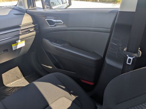 New 2026 Kia Sportage LX FWD image 21