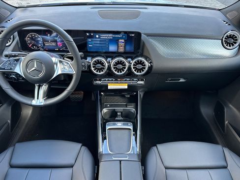 New 2026 Mercedes-Benz GLA 250 image 12