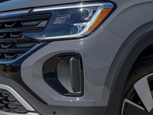 New 2026 Volkswagen Atlas Cross Sport SEL image 3