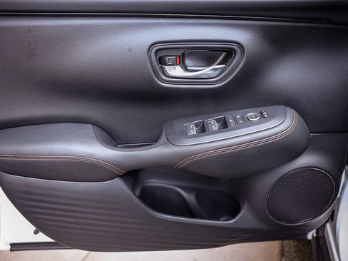 Certified 2024 Honda HR-V Sport image 26