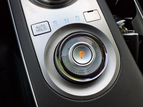 Used 2023 Genesis GV70 2.5T image 23