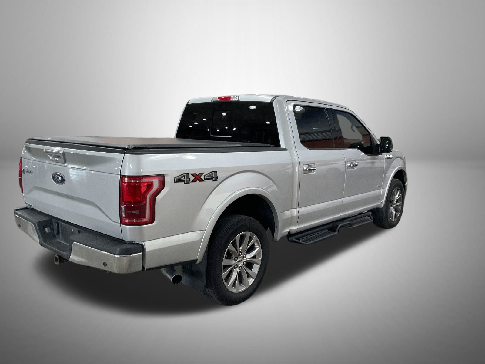 Used 2016 Ford F150 Lariat w/ Equipment Group 502A Luxury AWD/4WD image 3