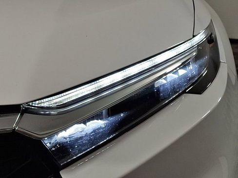Used 2025 Honda CR-V EX-L image 12
