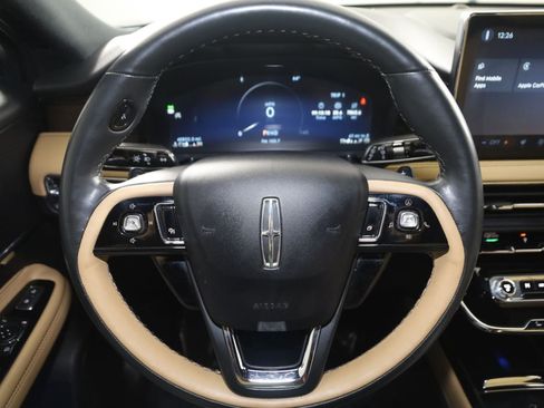 Used 2023 Lincoln Corsair Reserve w/ Equipment Group 201A AWD/4WD image 34