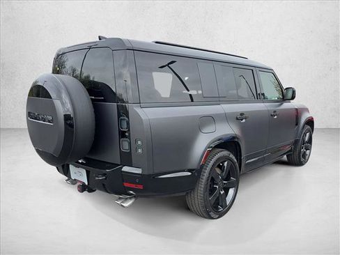 New 2026 Land Rover Defender 130 V8 AWD/4WD image 5