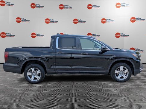 Used 2025 Honda Ridgeline RTL image 4