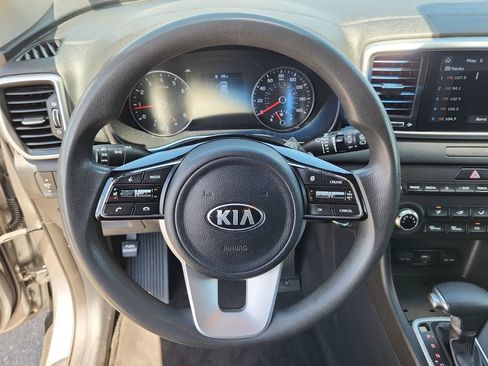 Used 2020 Kia Sportage LX FWD image 17