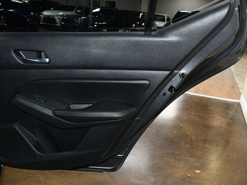 Used 2020 Nissan Altima 2.5 SR w/ Premium Package FWD image 44