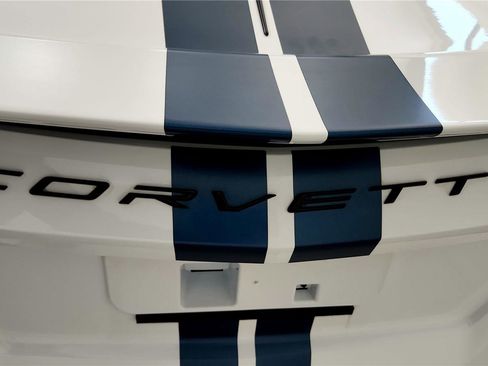 Used 2023 Chevrolet Corvette Stingray Premium Conv w/ 3LT image 13