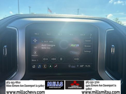 Used 2021 GMC Sierra 1500 SLT w/ SLT Premium Plus Package AWD/4WD image 15