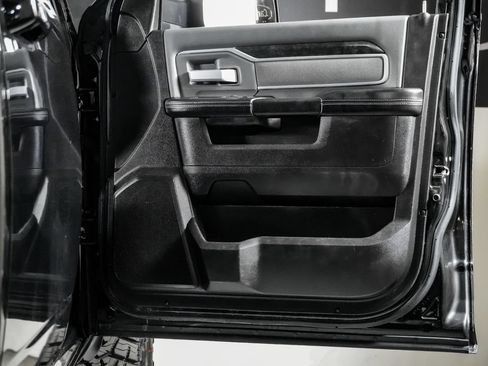 Used 2022 RAM 2500 Big Horn AWD/4WD image 35