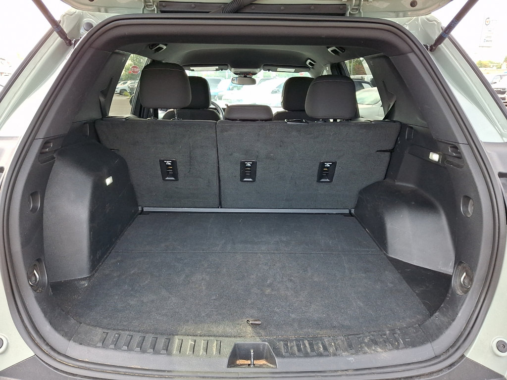Used 2026 Chevrolet Equinox LT AWD/4WD image 18