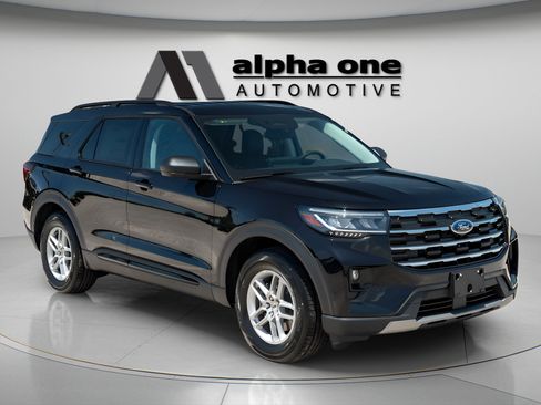 New 2026 Ford Explorer Active w/ Active Comfort Package RWD image 5