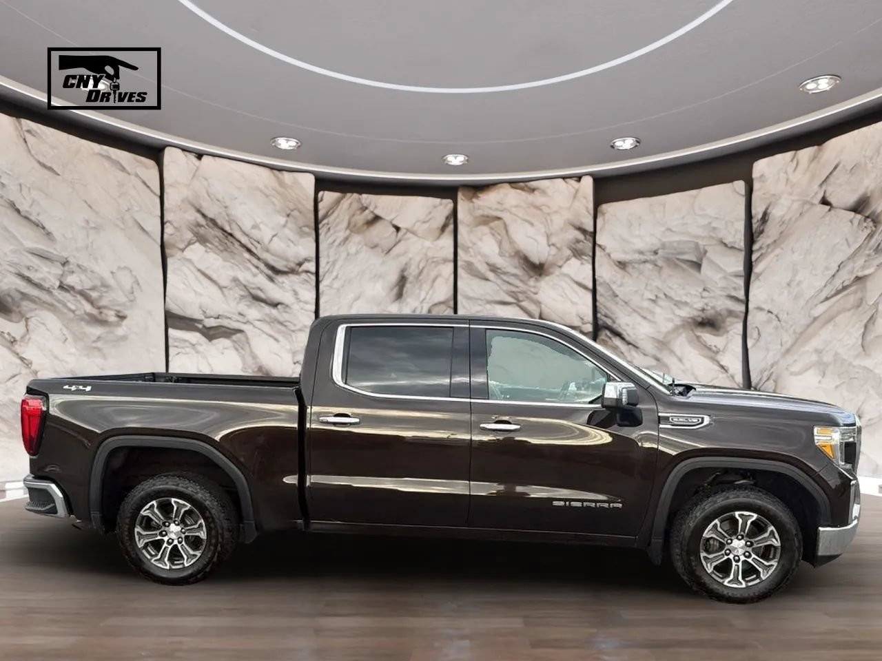 Used 2019 GMC Sierra 1500 SLT AWD/4WD image 4