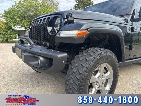 Used 2021 Jeep Gladiator Sport image 17