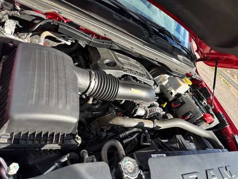 Used 2020 RAM 1500 Laramie image 27