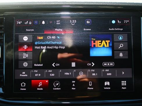 Used 2025 Dodge Durango GT image 17