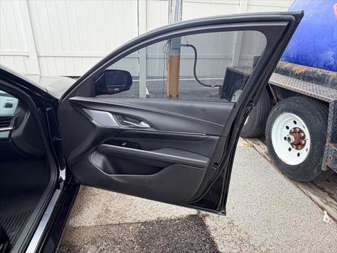 Used 2022 Cadillac CT4 Premium Luxury RWD image 16