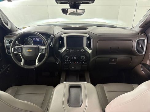 Used 2022 Chevrolet Silverado 1500 LTZ w/ Technology Package AWD/4WD image 44