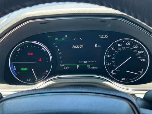 Used 2022 Toyota Avalon XLE FWD image 30