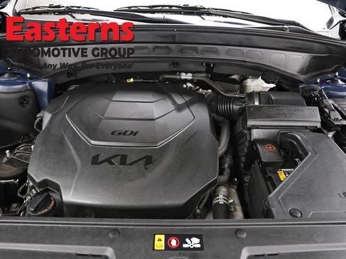 Used 2025 Kia Telluride S FWD image 7