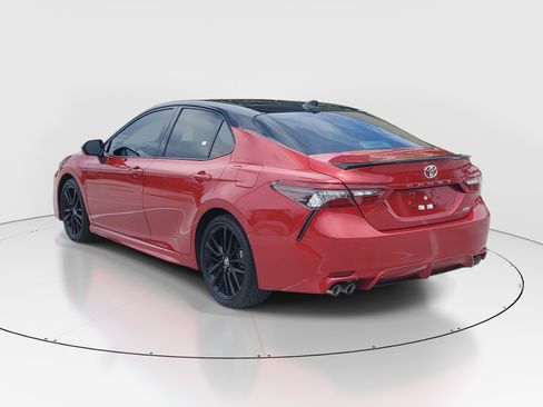 Used 2024 Toyota Camry XSE FWD image 5
