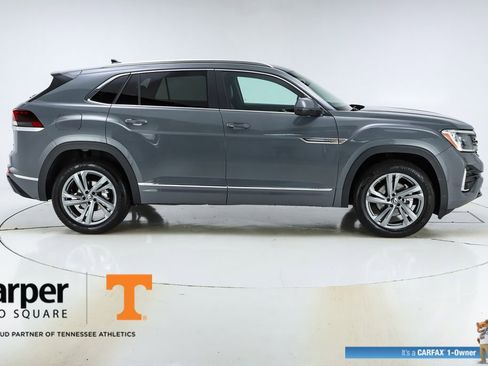 Used 2024 Volkswagen Atlas Cross Sport SEL R-Line image 49