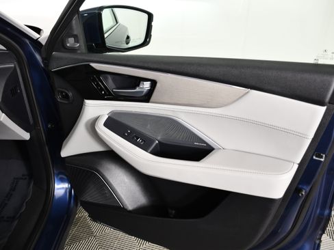 Certified 2025 Acura MDX SH-AWD w/ Advance Package image 40