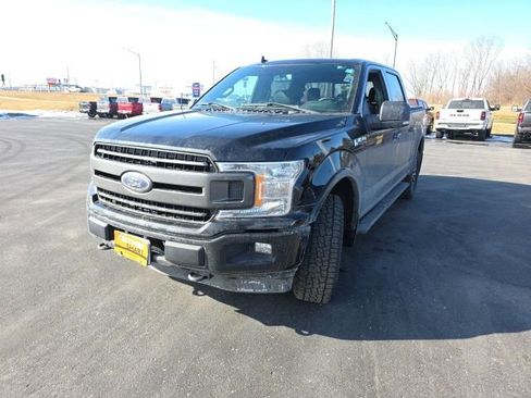 Used 2018 Ford F150 XLT w/ Equipment Group 302A Luxury image 3