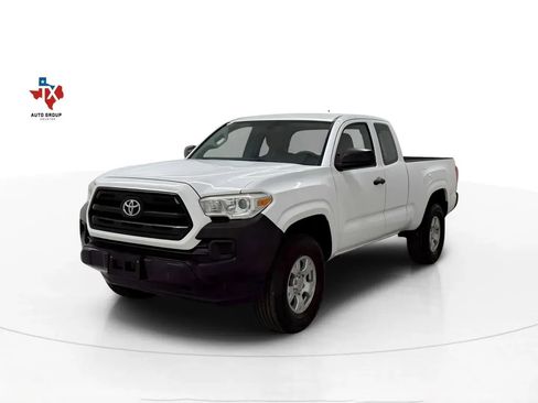 Used 2017 Toyota Tacoma 2WD Access Cab image 4
