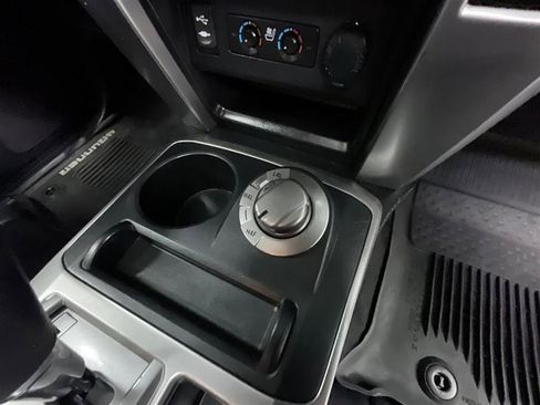 Used 2015 Toyota 4Runner Limited AWD/4WD image 33