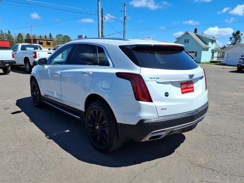 Used 2025 Cadillac XT5 Premium Luxury w/ LPO, Bronce Accent Package AWD/4WD image 3