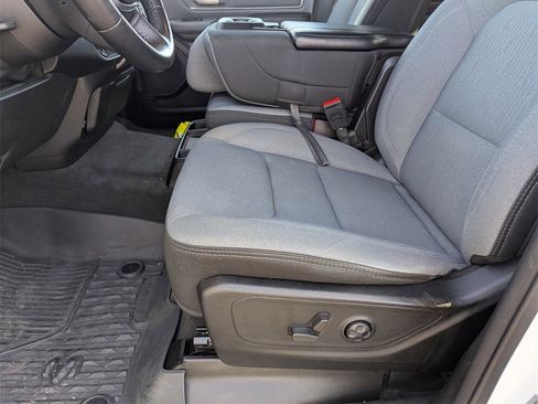 Used 2021 RAM 1500 Big Horn image 14