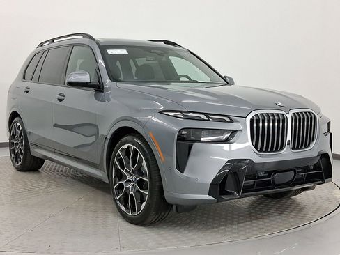 New 2026 BMW X7 xDrive40i w/ M Sport Package image 7