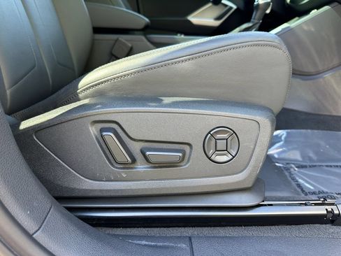 Certified 2022 Audi Q3 2.0T Premium Plus w/ Premium Plus Package AWD/4WD image 28