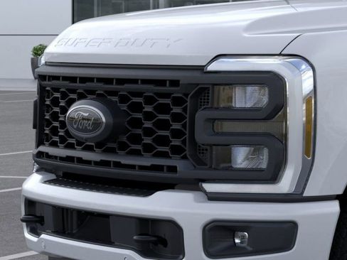 New 2026 Ford F350 4x4 Crew Cab Super Duty image 18