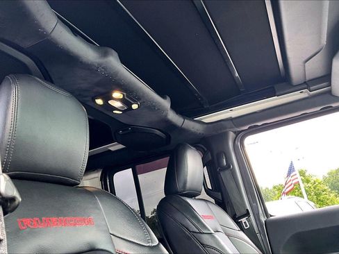 Used 2019 Jeep Wrangler Unlimited Rubicon AWD/4WD image 27