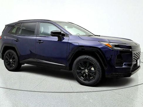 Used 2026 Toyota RAV4 SE AWD/4WD image 3