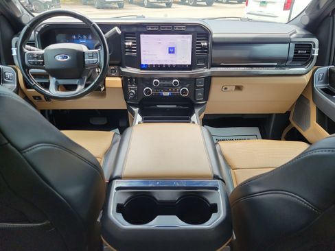Used 2023 Ford F250 Lariat w/ Sport Appearance Package AWD/4WD image 12