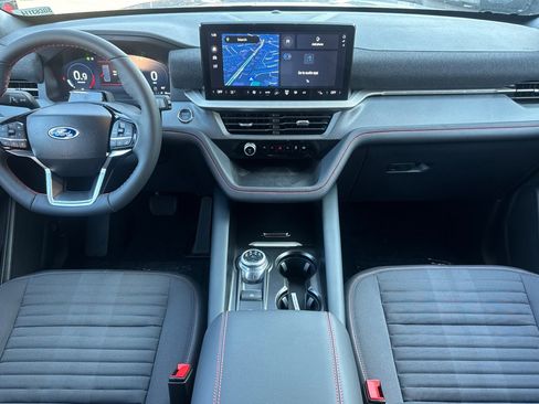 New 2025 Ford Explorer ST-Line w/ ST-Line Street Pack image 12