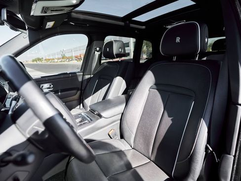 Used 2019 Rolls-Royce Cullinan AWD/4WD image 50