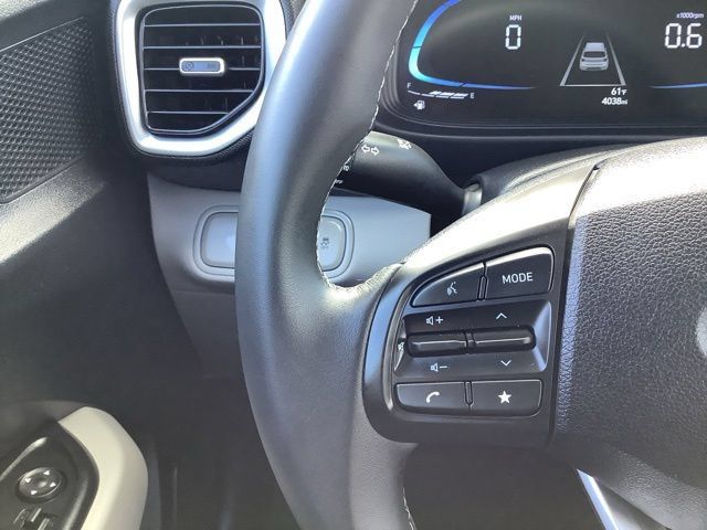 Used 2026 Hyundai Venue SEL FWD image 51