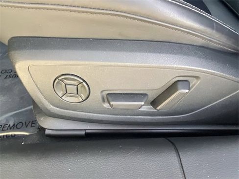 Used 2024 Audi A6 Premium Plus image 7